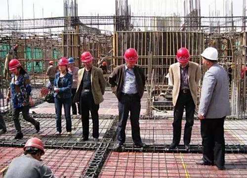 建設(shè)工程勘察階段 竣工驗(yàn)收報(bào)驗(yàn)單與竣工驗(yàn)收報(bào)告的關(guān)鍵區(qū)別與作用